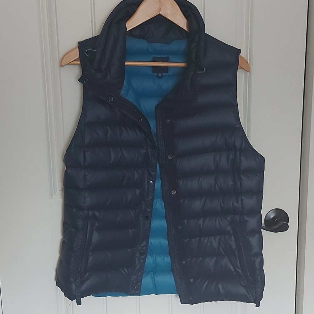 Gap vest
